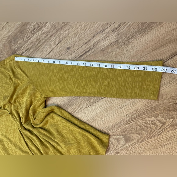 NWOT LOGO by Lori Goldstein Cardigan w Button Closure - Picture 11 of 11